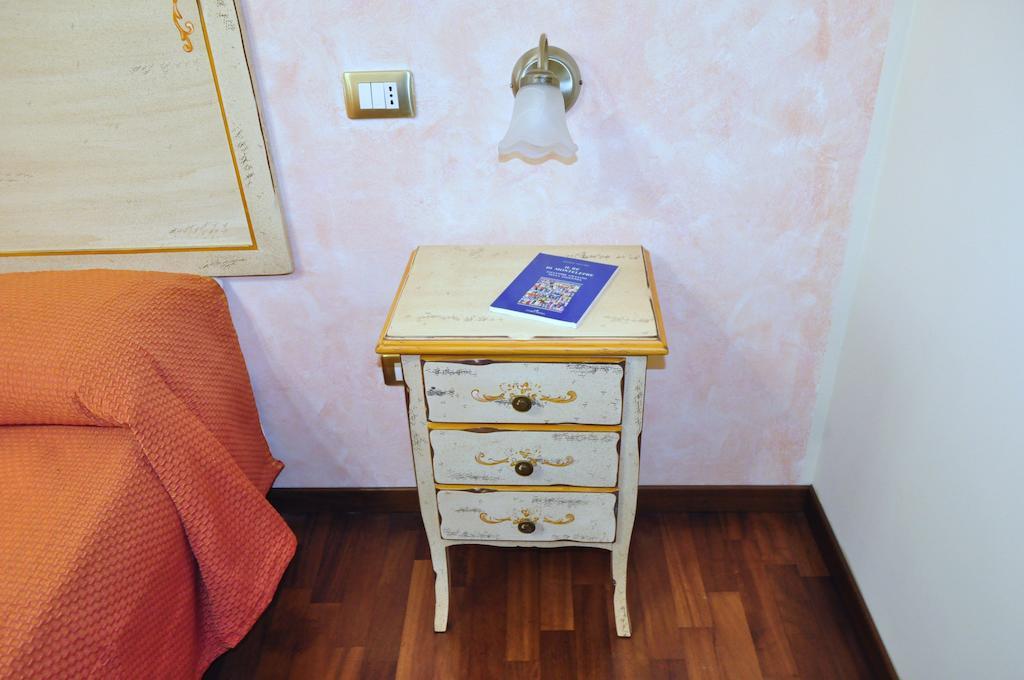 Stupor Mundi Bed And Breakfast Палермо Стая снимка